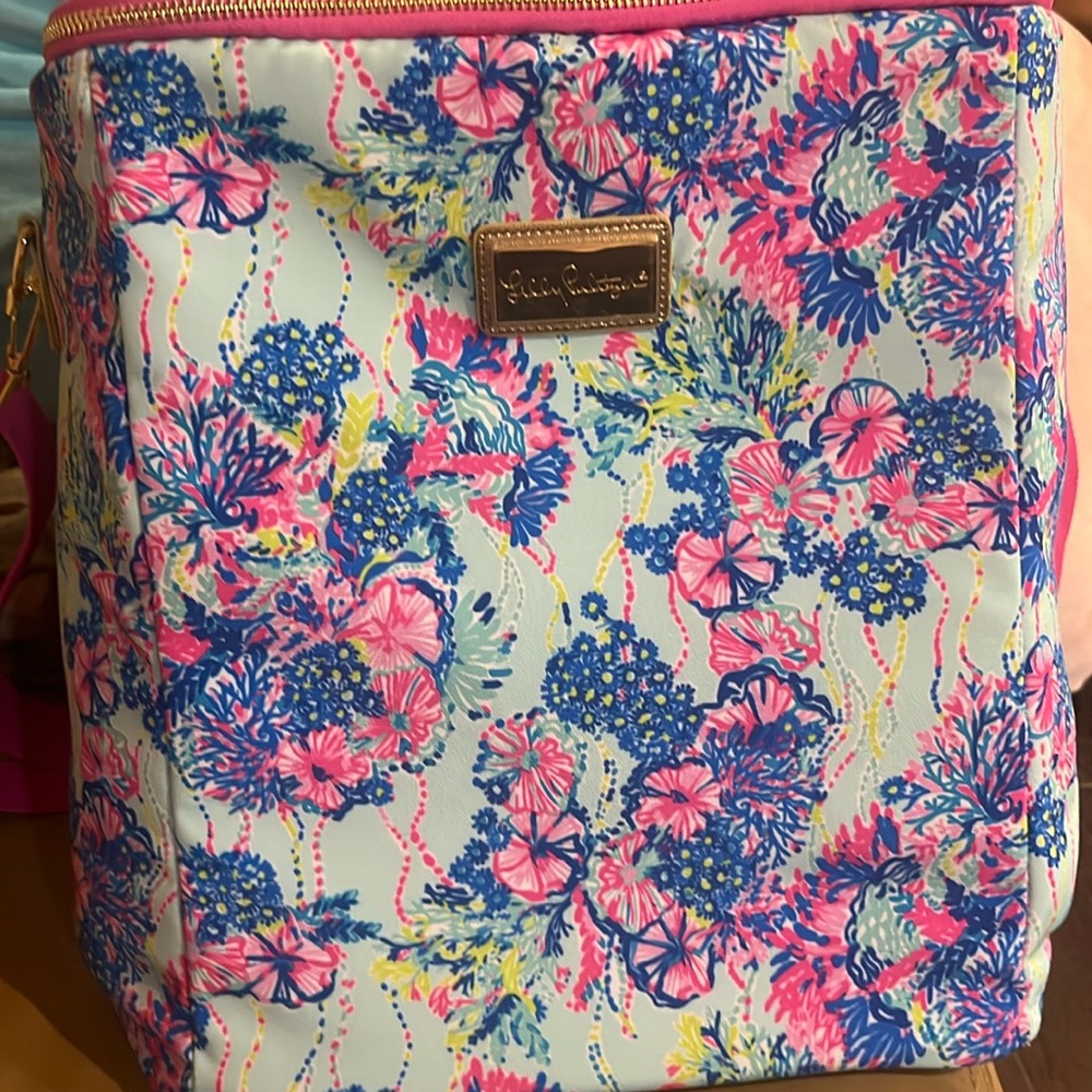 COPY - NWT Lily Pulitzer wine carrier/cooler